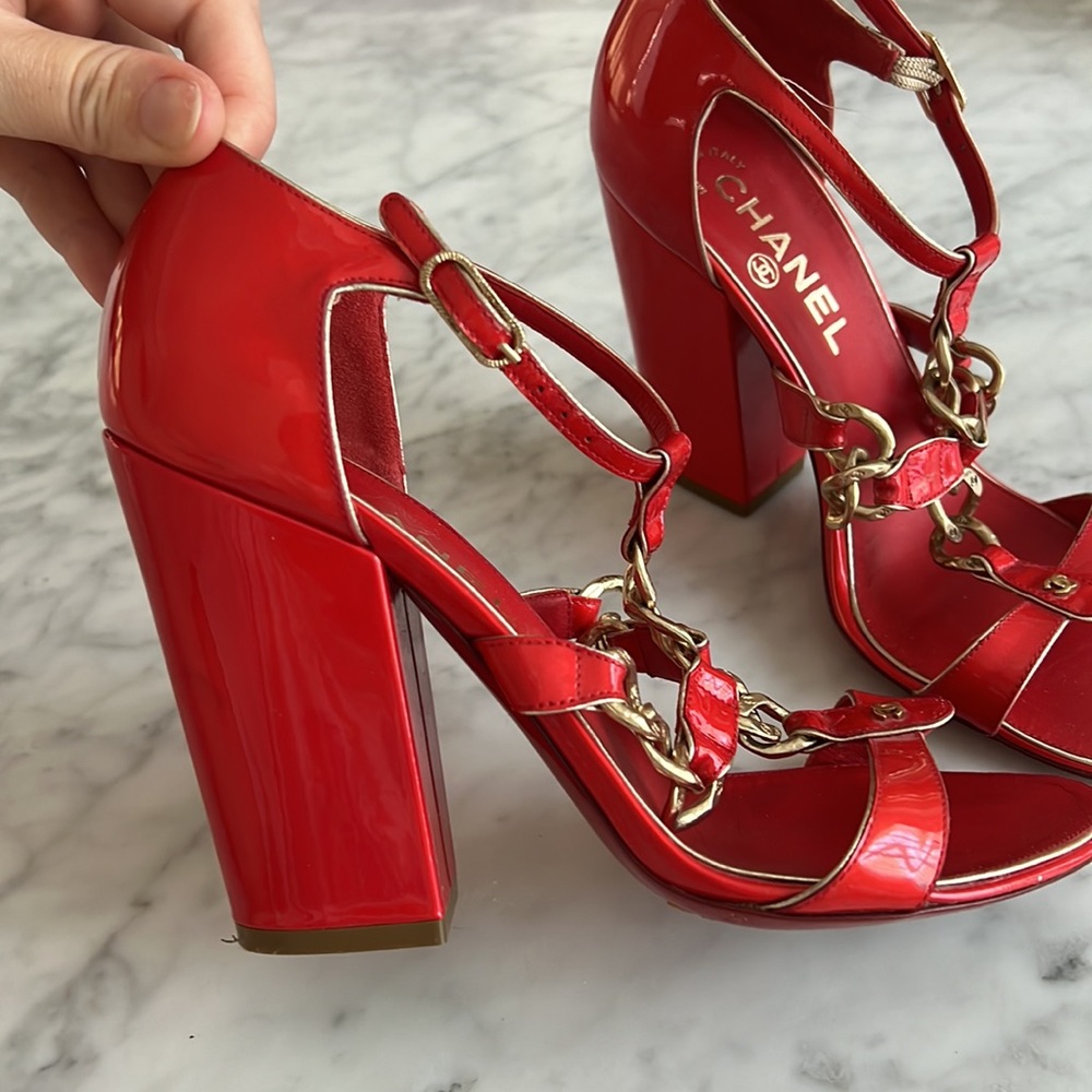 Vintage Chanel sandals leather, size 37